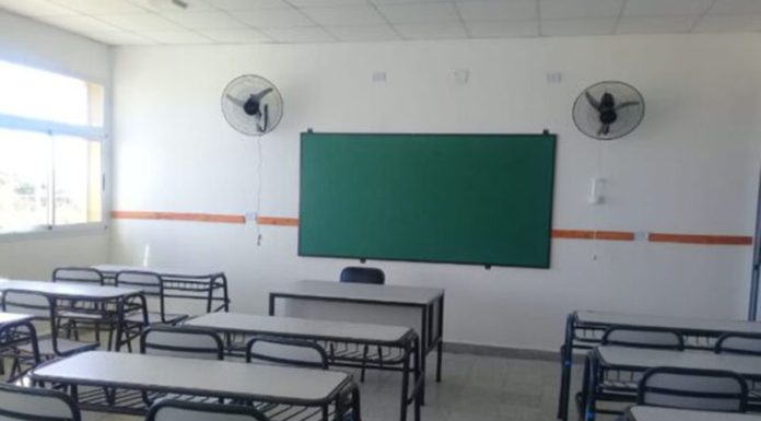 Casi sin clases y con atención reducida en hospitales y tribunales: cómo impacta el paro en provincia