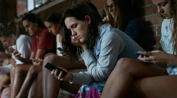 EXPERIMENTO: Qué pasó cuando 10 adolescentes se desprendieron de sus teléfonos inteligentes durante 5 días