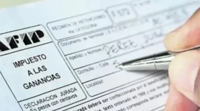 Ganancias: por qué algunos empleados podrían tener que pagar un retroactivo por el impuesto del año pasado