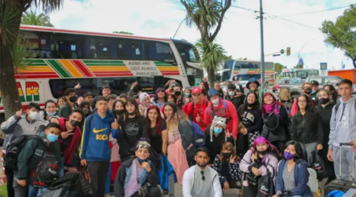 Por los recortes de Nación, Provincia suspende los viajes de egresados gratis
