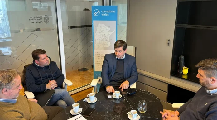 Corredores Viales S.A.: El intendente mantuvo una reunión para plantear el mal estado de las colectoras en Zárate