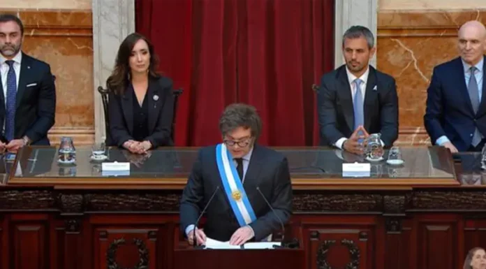 Milei anunció un presupuesto “diametralmente distinto”, comprometido con el “déficit cero” y los pagos de deuda