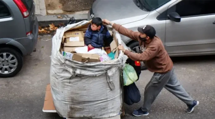 Modelo Milei: baja la preocupación social por la inflación pero sube la incertidumbre por la pobreza