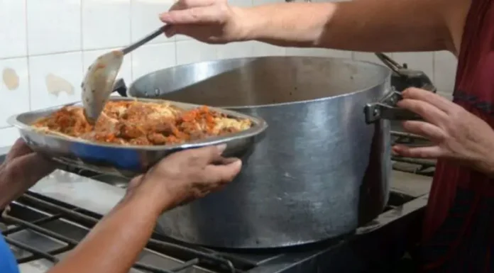 Casi siete de cada diez familias hicieron recortes en su alimentación