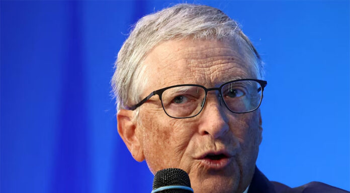 Trabajo: Bill Gates pronosticó que la jornada laboral se reducirá a 3 días gracias a la IA