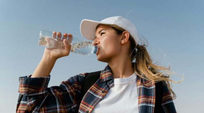 En verano, más agua: claves para hidratarse en los meses más calurosos