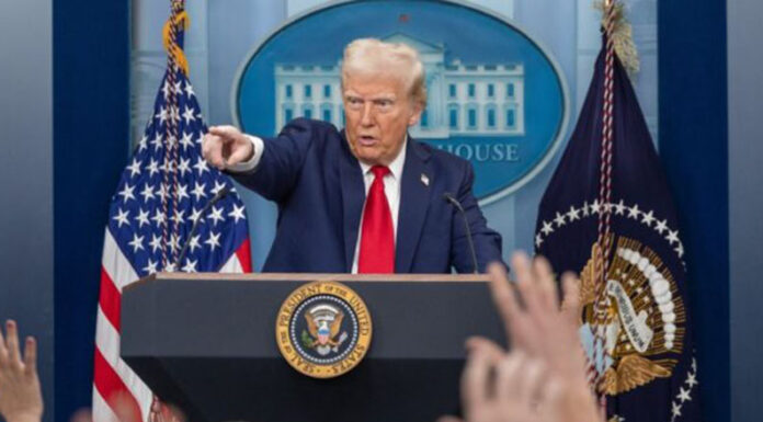 Trump impone aranceles a las importaciones de acero y aluminio, con impacto en Argentina