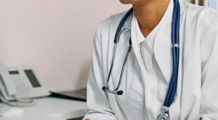 El Gobierno se reunió con las prepagas para que bajen el precio de las cuotas