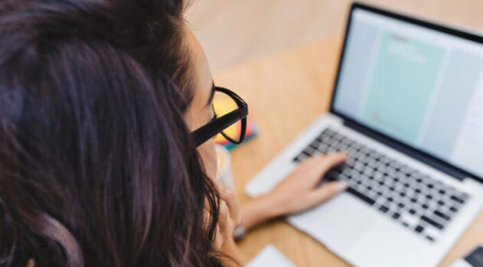 ¿Cómo darte cuenta si un texto tiene plagio o fue escrito con Inteligencia Artificial?