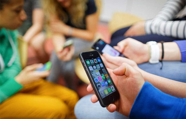 Radiografía de una tecnoadicción: “Cuando la aplicación es gratuita, el producto somos nosotros”