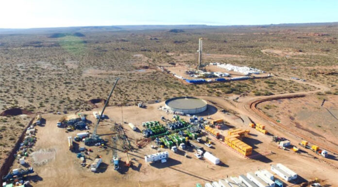 Tenaris anuncia la incorporación de un tercer set de fractura hidráulica en Vaca Muerta