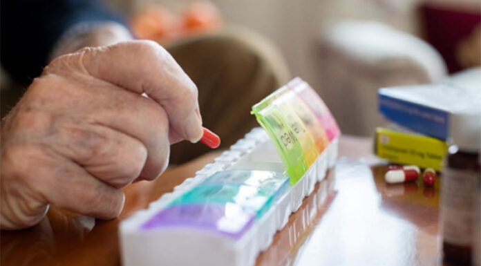 Provincia lanzó un programa que garantiza el acceso gratuito a 74 medicamentos para afecciones crónicas