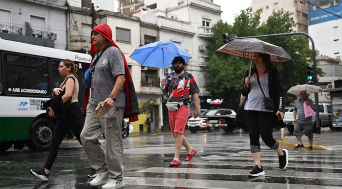 Rige una alerta por tormentas en el AMBA para este domingo: a qué hora comenzaría a llover