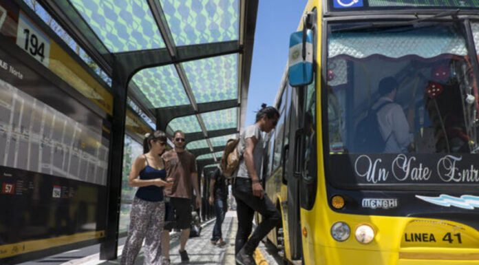 Aumento en el transporte público: tarifario completo para viajar en tren y en micro