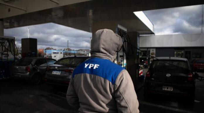 Subieron los combustibles en YPF pero rige su esquema de precios diferenciados