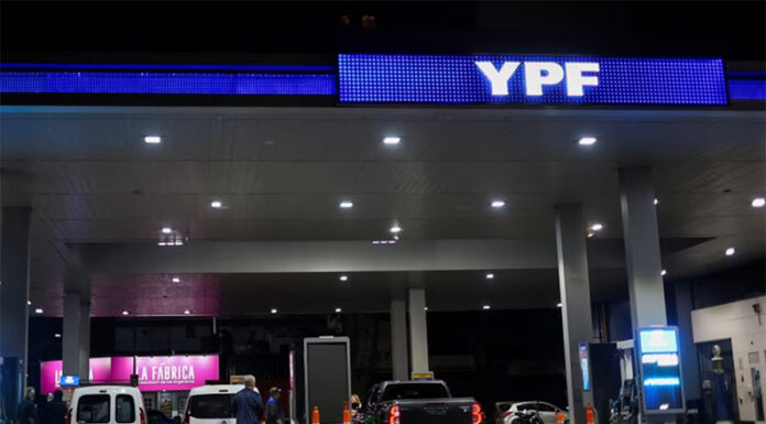 YPF aumentó los precios de los combustibles: cuáles son los nuevos valores