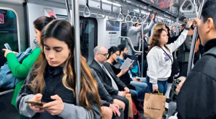 Conectados hasta el límite: placer, presión y poder en las redes sociales