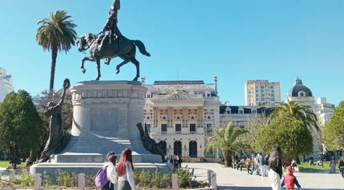 Del frío al abrigo del sol: domingo de elecciones con cielo despejado