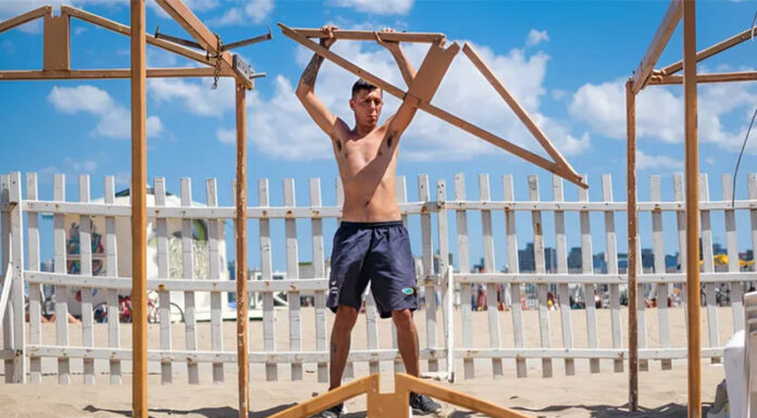 El horizonte de las carpas: Mar del Plata pone en marcha el verano