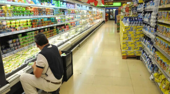 Indec: leve mejora en las ventas de los supermercados y caída en las de los mayoristas