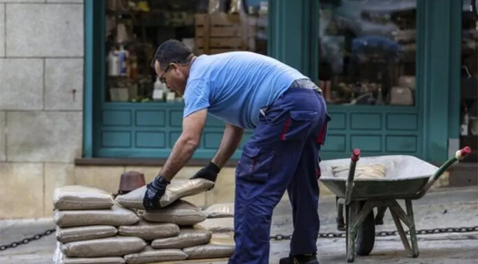 Tener trabajo asegura poco: casi el 22% de los asalariados formales está por debajo de la línea de pobreza