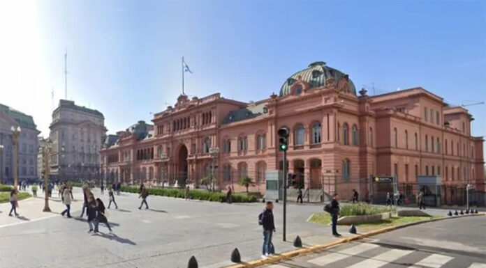 Indec: sigue reduciéndose la dotación de personal de la administración pública nacional