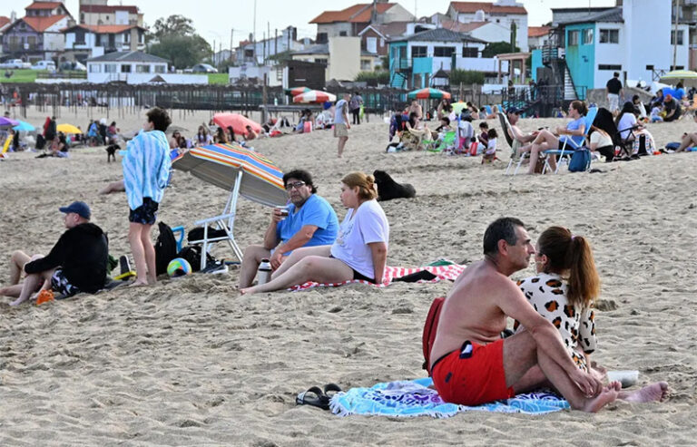 Fin de semana largo: más turistas pero estadías acortadas y menor gasto
