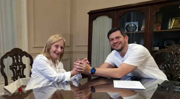 En Zárate, el Municipio entregó camas automatizadas al Hospital Virgen del Carmen