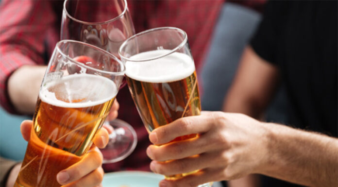 Esa copa de más: las huellas invisibles del alcohol durante el embarazo