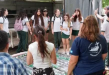 Con apoyo del CICACZ, estudiantes de Zárate construyeron un colector solar para una escuela de Isla Talavera