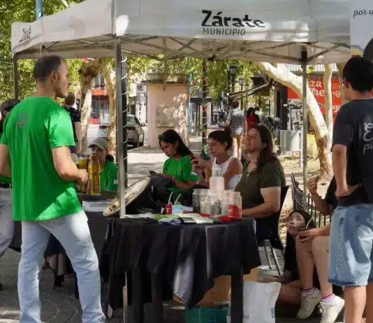 En Zárate se realizó una jornada en Plaza Mitre por el día mundial de la educación ambiental