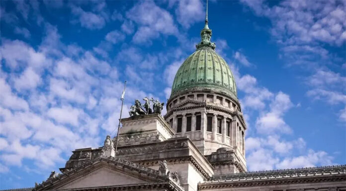 El Gobierno retira el artículo 44 y recalibra la reforma laboral para asegurar los votos