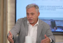 Las bolsas de nicotina que se venden en los kioscos no ayudan a dejar de fumar y generan adicción, advierte un experto