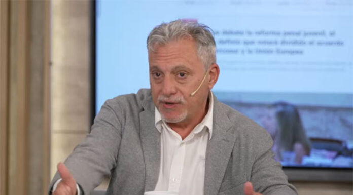 Las bolsas de nicotina que se venden en los kioscos no ayudan a dejar de fumar y generan adicción, advierte un experto