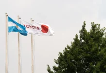 En Zárate se informó que Toyota alcanzó un récord histórico de ventas globales en 2025
