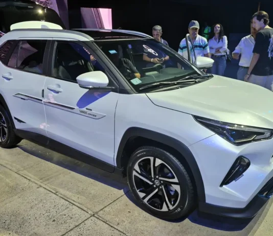 Toyota presentó el Yaris Cross en el Movistar Arena ante más de 2.000 testigos presenciales del acontecimiento