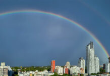 Avanza una tormenta sobre el AMBA y bajarán las temperaturas: el pronóstico para el fin de semana largo