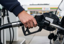 El precio de la nafta súper aumentó el doble que la inflación en los últimos doce meses