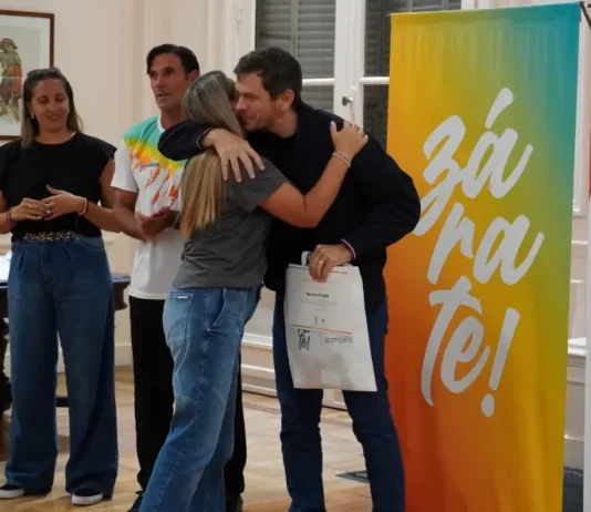 Zárate: Un impulso al deporte zarateño, entrega de becas a deportistas de alto rendimiento