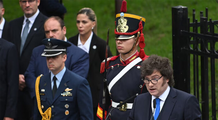 El Presidente anticipó un reconocimiento especial para los veteranos de Malvinas y prometió mejores salarios para las Fuerzas