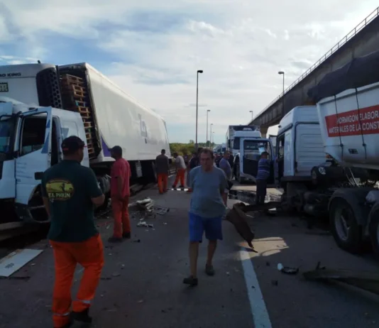 En Zárate: Accidente en el puente Mitre y comienzo del fin de semana largo con alta carga vehicular