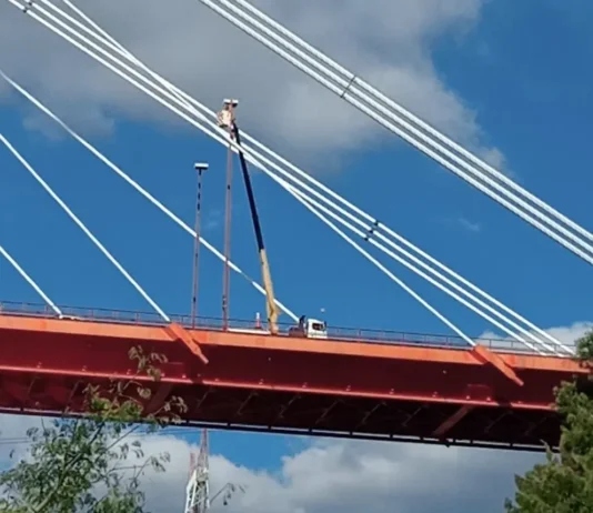 Complejo Zárate – Brazo Largo: Autovía del Mercosur realizó trabajos de reparación y mantenimiento de luminarias sobre el puente