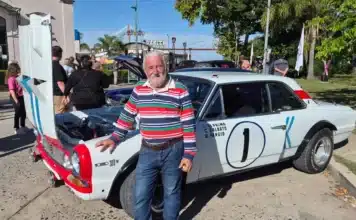 Zárate: multitudinario encuentro del Auto Club en la costanera con más de 20 joyas en exhibición