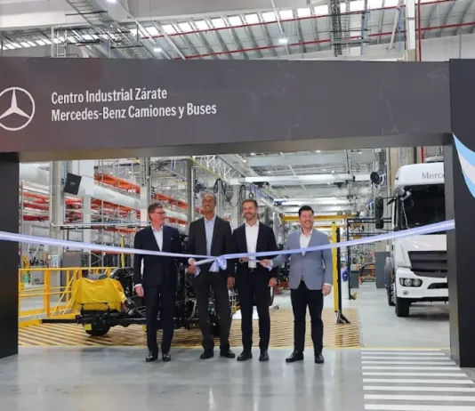 Zárate: Se abre una nueva etapa industrial con la inauguración de Mercedes-Benz camiones y buses