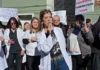 Zárate: médicos de cabecera del PAMI salieron a la calle para reclamar por los recortes