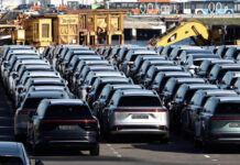 Aranceles e impuestos: por que el precio de un auto importado se duplica ni bien desembarca en Argentina