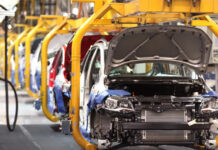 La producción de autos cayó 21,5% interanual en mayo y las ventas mayoristas se desplomaron 39%