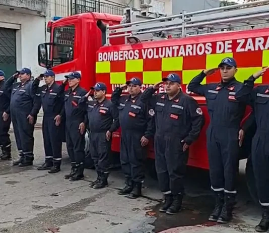 Zárate homenajeó a sus Bomberos Voluntarios en una emotiva celebración por su día