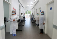 En medio de la crisis del sistema sanitario, la Provincia impulsa una reforma integral de la salud