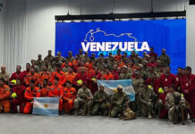 Terremotos: volvieron de Venezuela los bomberos bonaerenses que participaron de rescates
